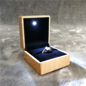 ZTB-014-A1  wood texture finishing plastic ring box jewelry gift box with LED light