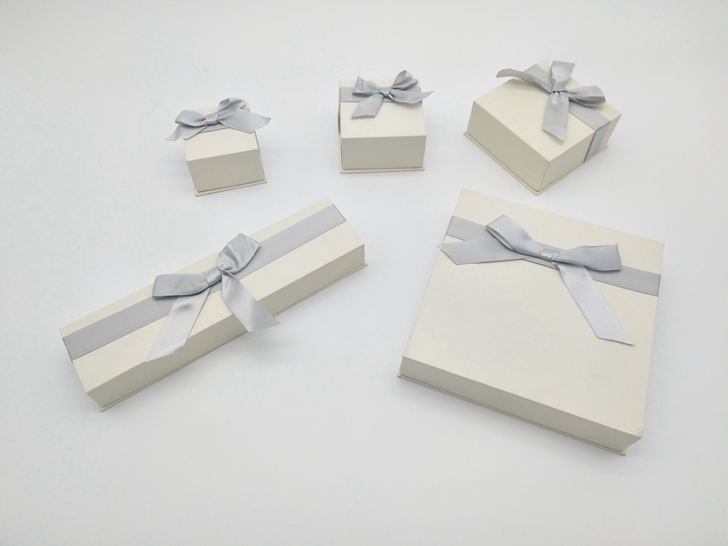 ZTB-039 Cardboard lid and base Jewelry gift Box with ribbon knot for Anniversaries, Weddings, Birthdays